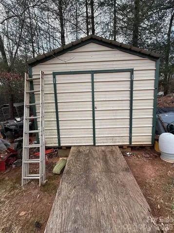 2423 Stones Throw Court Lenoir NC 28645