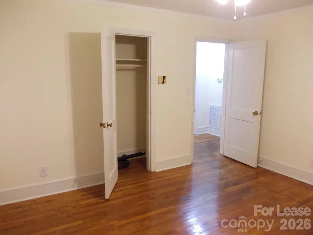 2746 Dogwood Avenue Charlotte NC 28206