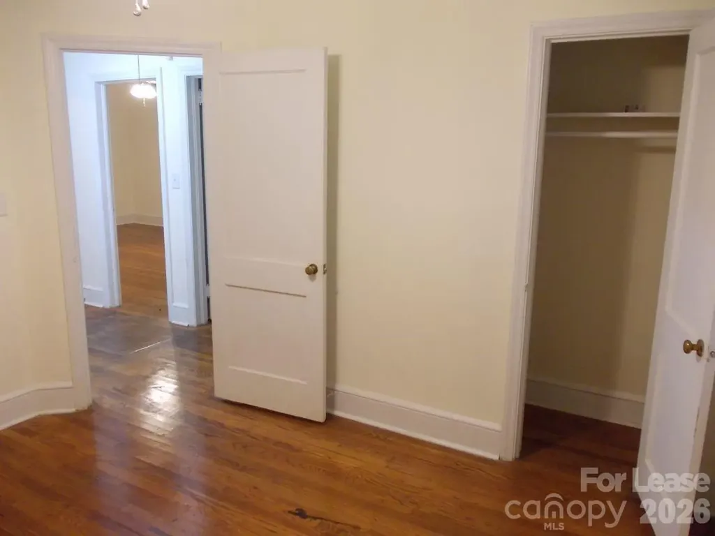 2746 Dogwood Avenue Charlotte NC 28206