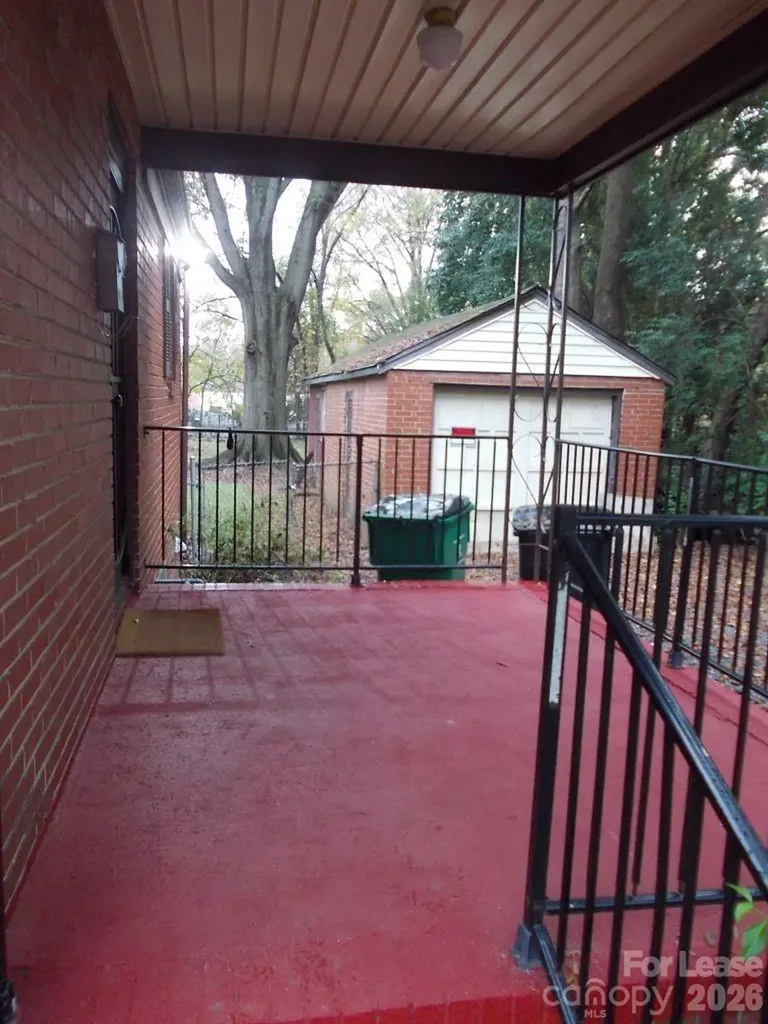 2746 Dogwood Avenue Charlotte NC 28206