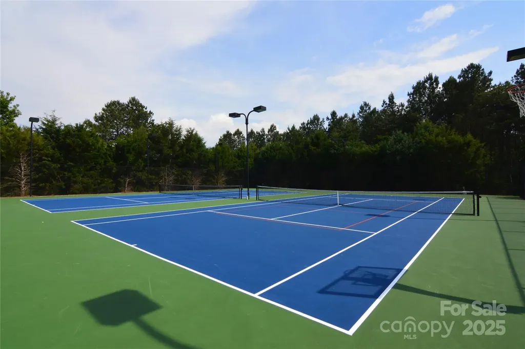 5040 Hermitage Court Belmont NC 28012