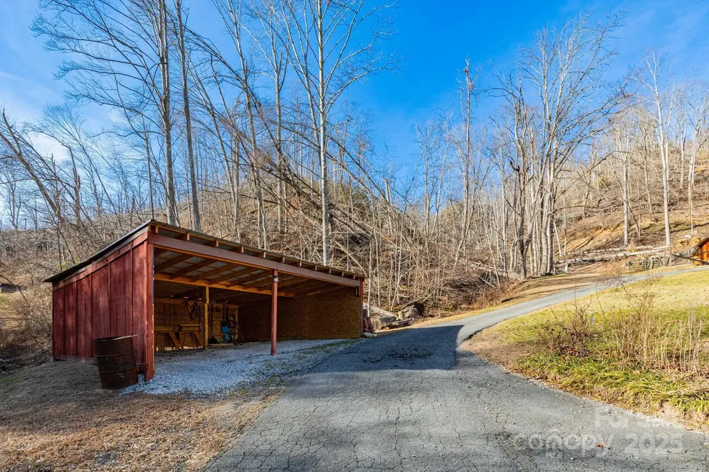 1010 And 1014 Melton Branch Road Bakersville NC 28705