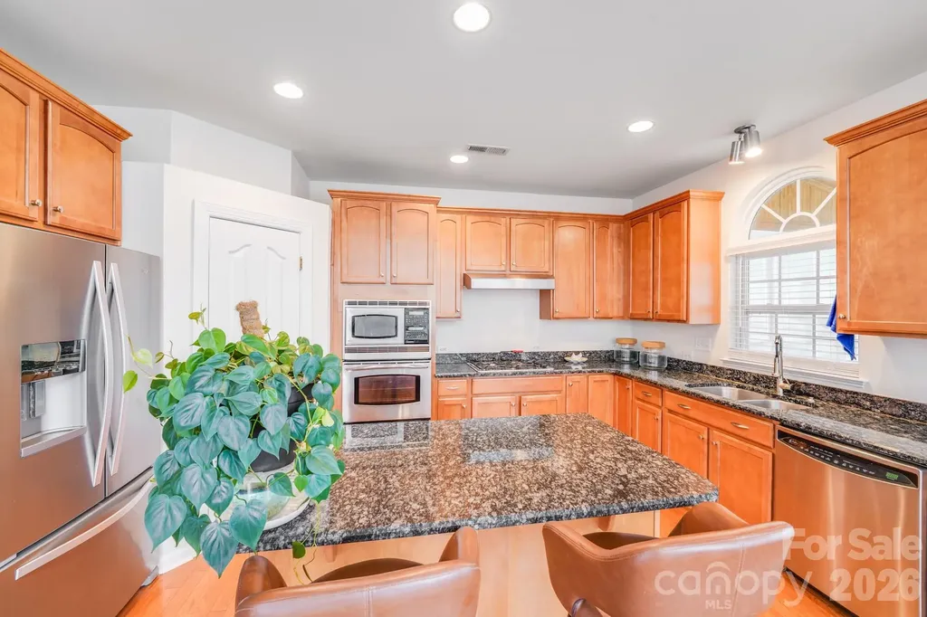 6227 Castlecove Road Charlotte NC 28278