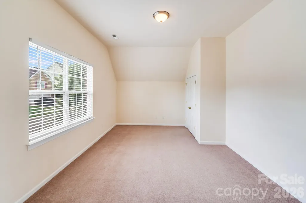 6227 Castlecove Road Charlotte NC 28278