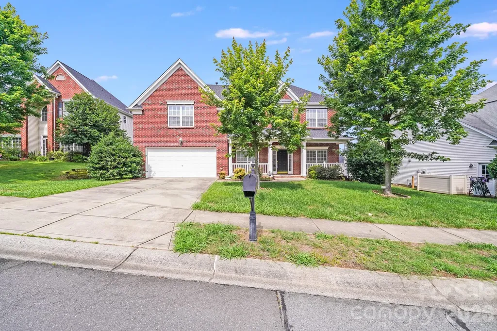 6227 Castlecove Road Charlotte NC 28278