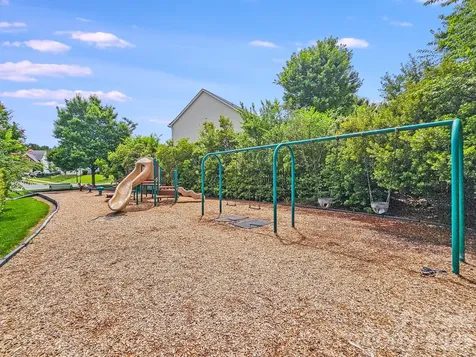 6227 Castlecove Road Charlotte NC 28278