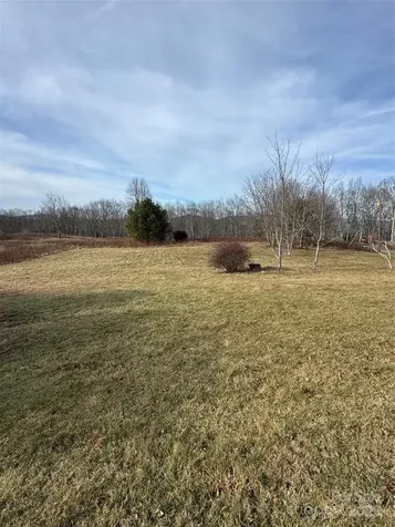 160 Crestwood Circle Newland NC 28657