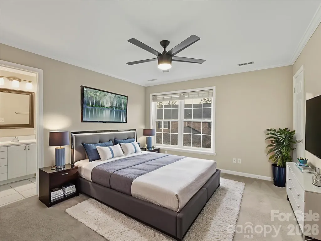 4330 Laurel Hill Lane Charlotte NC 28217