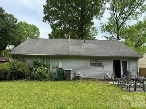 6000 Crosswood Court Charlotte NC 28215