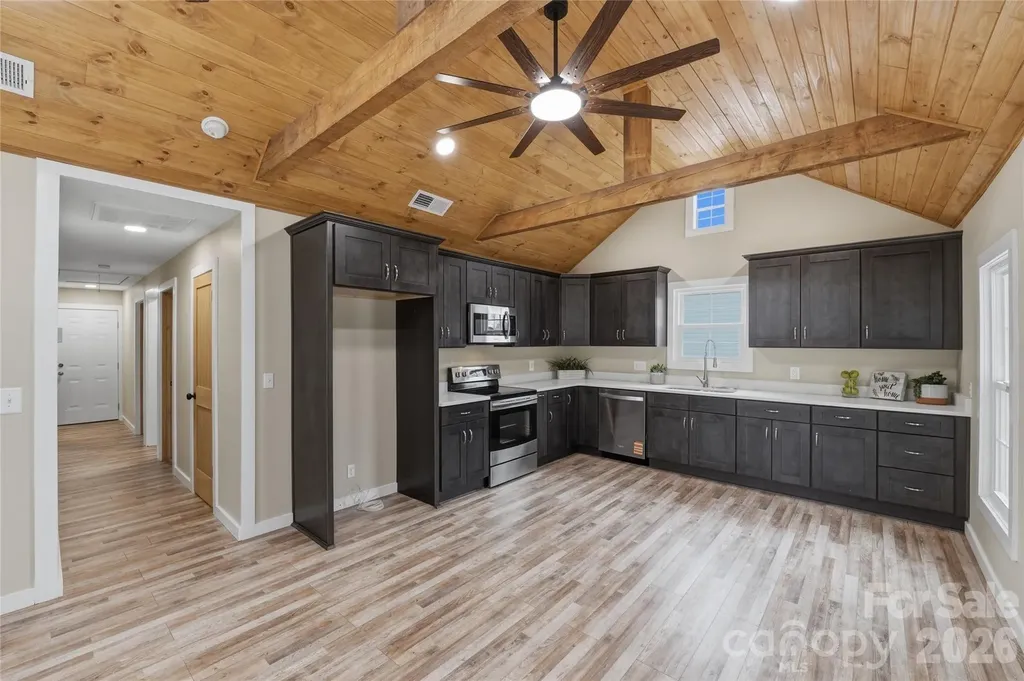 522 W Mclelland Avenue Mooresville NC 28115