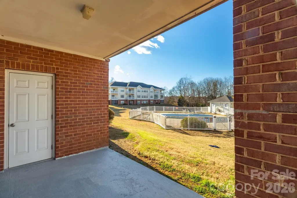 9047 Meadow Vista Road Charlotte NC 28213