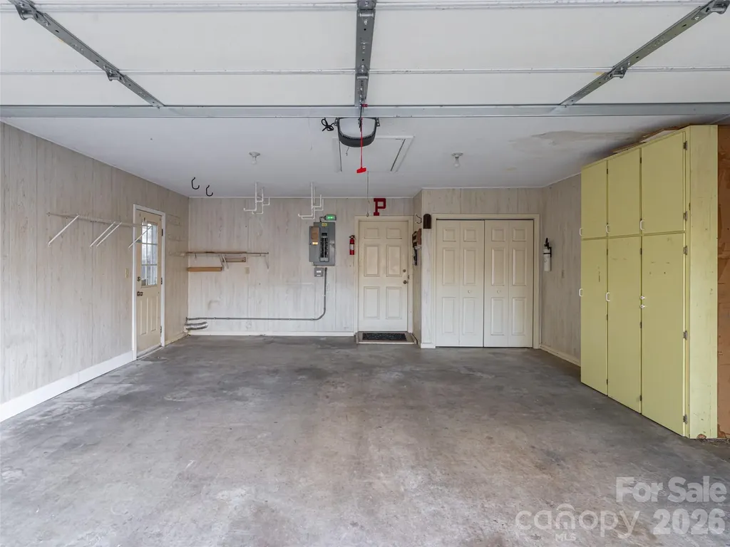 100 Wolf Shoals Drive Hendersonville NC 28739