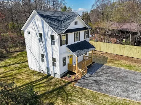 174 Atwood Drive Hendersonville NC 28792