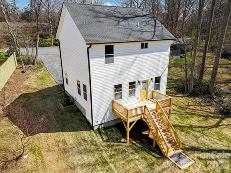 174 Atwood Drive Hendersonville NC 28792