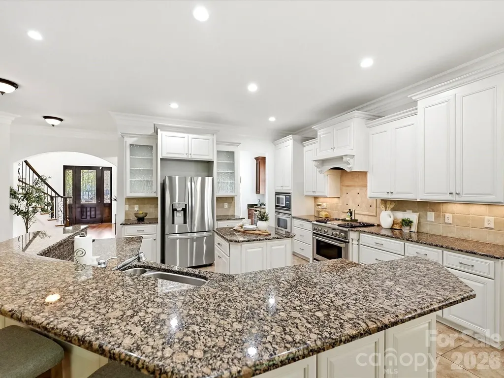 6806 Larrisa Court Charlotte NC 28226