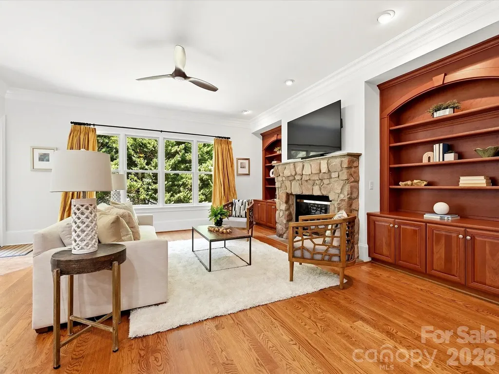6806 Larrisa Court Charlotte NC 28226