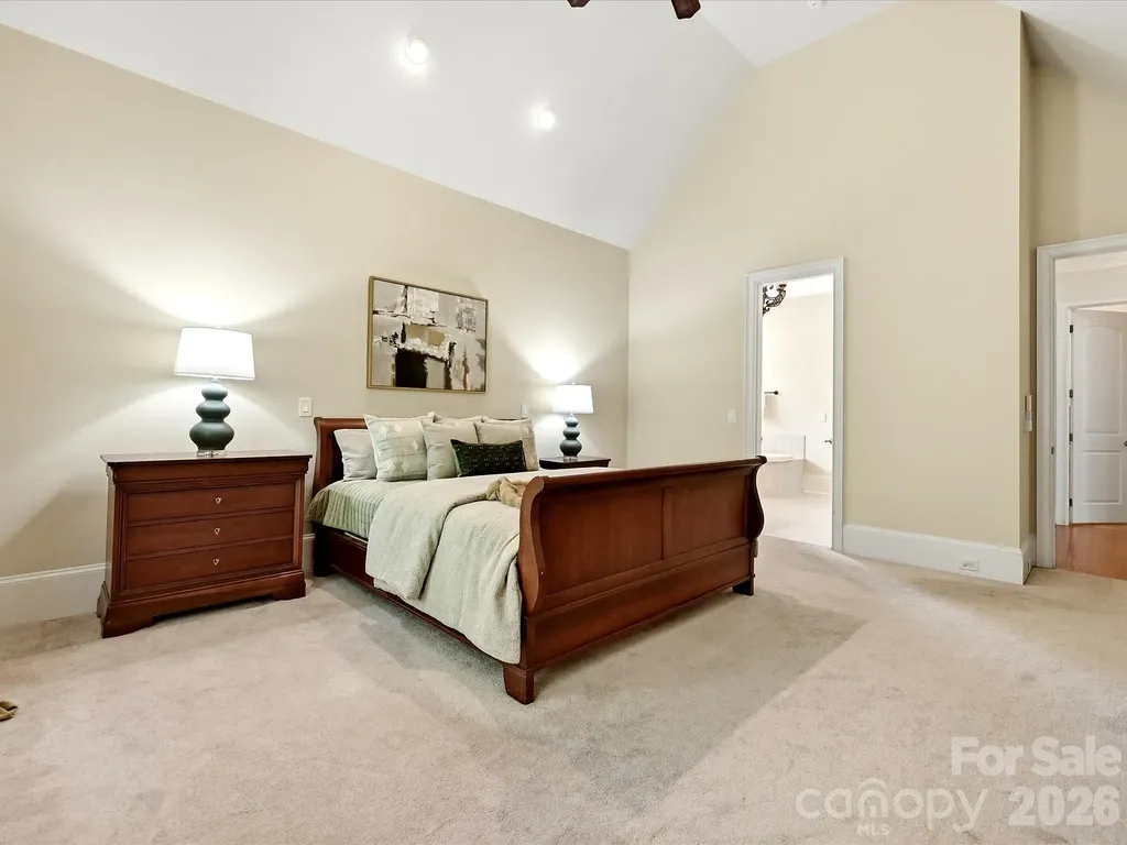 6806 Larrisa Court Charlotte NC 28226