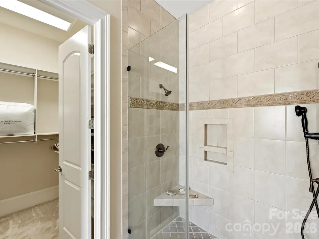 6806 Larrisa Court Charlotte NC 28226