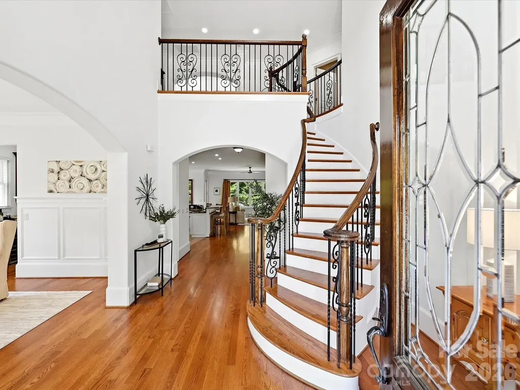 6806 Larrisa Court Charlotte NC 28226