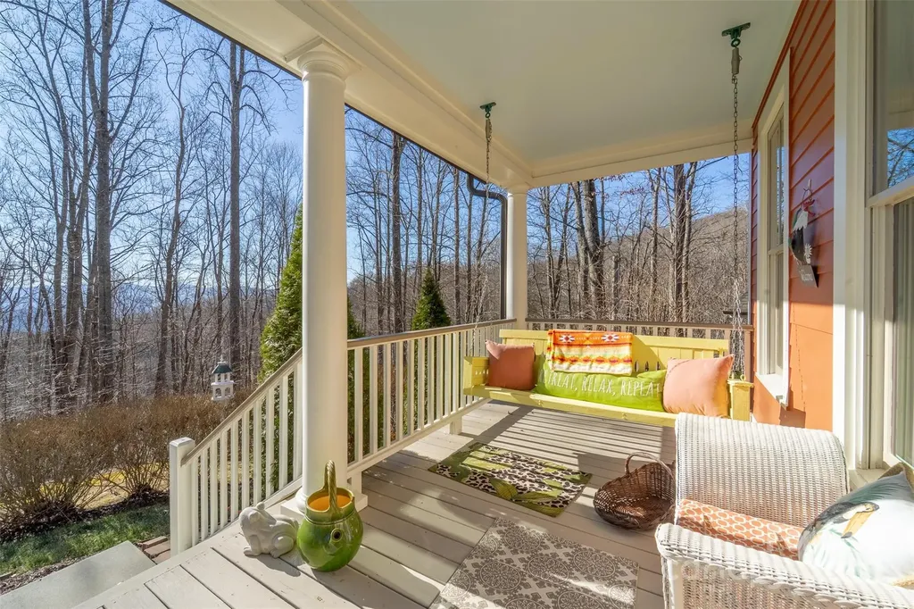1226 Monteith Branch Road Sylva NC 28779