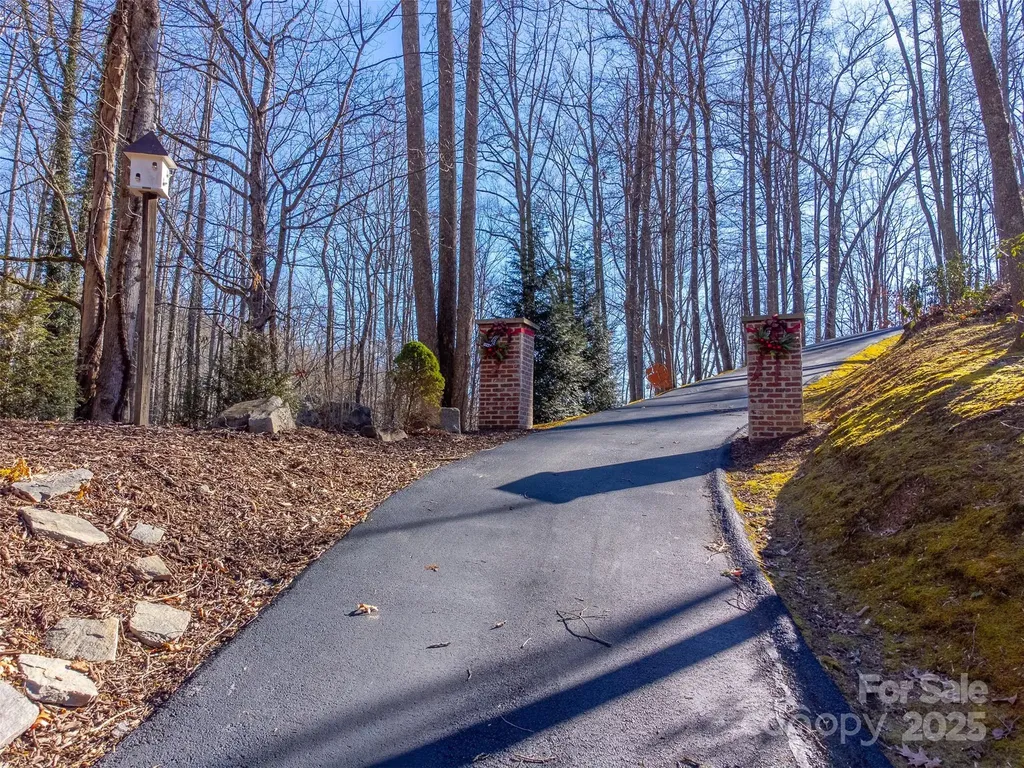1226 Monteith Branch Road Sylva NC 28779