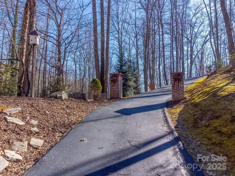1226 Monteith Branch Road Sylva NC 28779