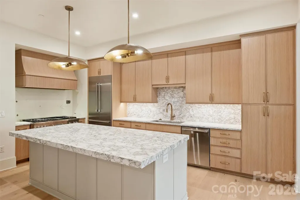 409 Queens Road Charlotte NC 28207