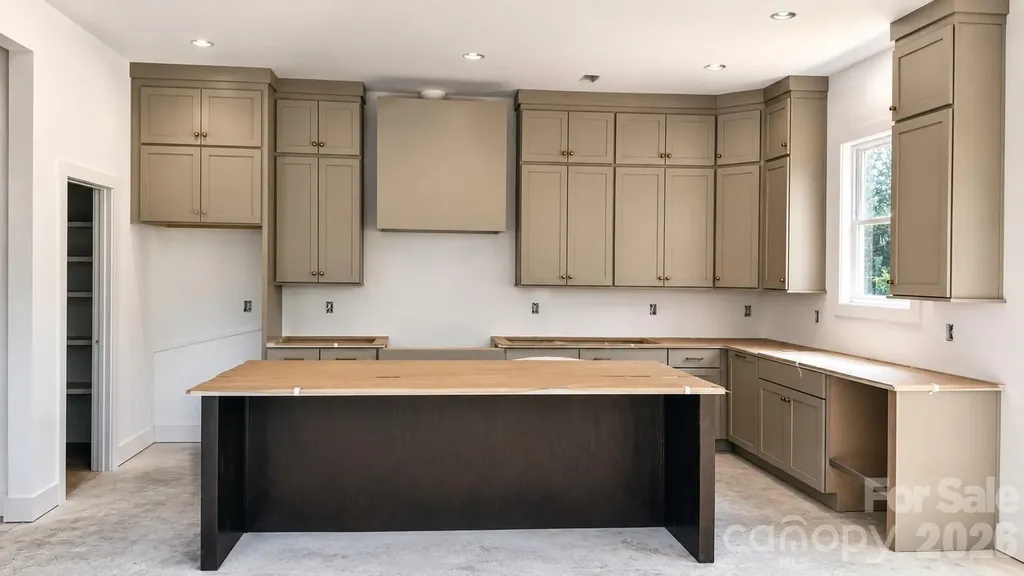 2625 Springway Drive Charlotte NC 28205