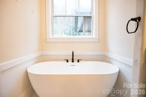10 Mcmurray Lane Black Mountain NC 28711