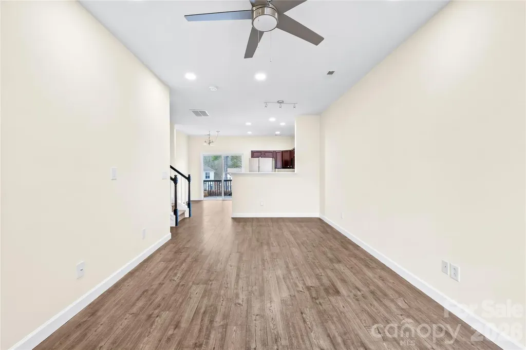 15558 Stronvar House Lane Charlotte NC 28277