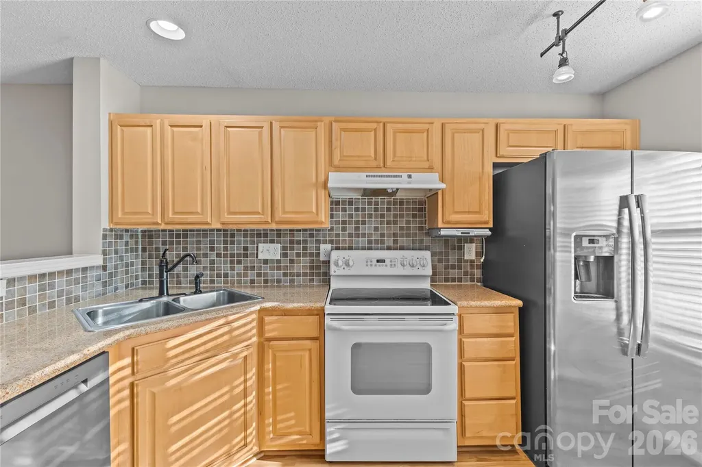 10923 Holly Ridge Boulevard Charlotte NC 28216