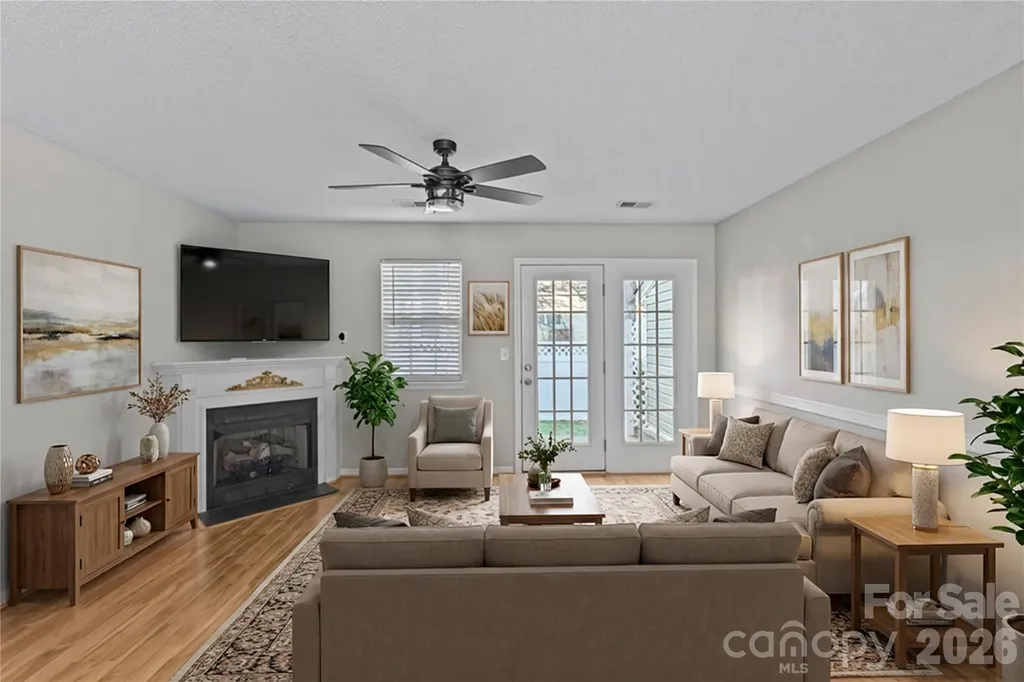 10923 Holly Ridge Boulevard Charlotte NC 28216