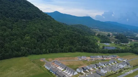 135 Wildbrook Drive Waynesville NC 28785