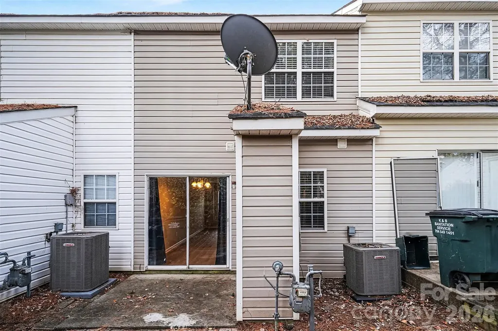 1825 Birch Heights Court Charlotte NC 28213