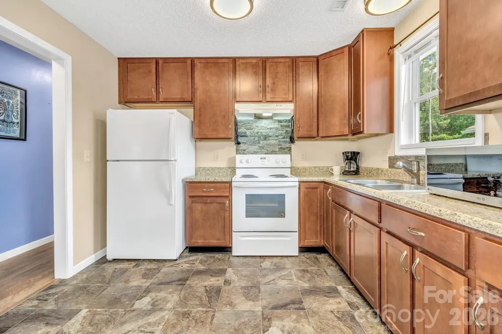 4 Mckinley Avenue Asheville NC 28803
