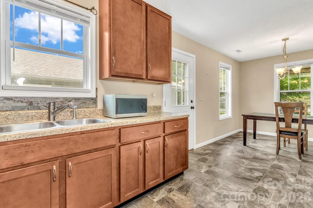 4 Mckinley Avenue Asheville NC 28803