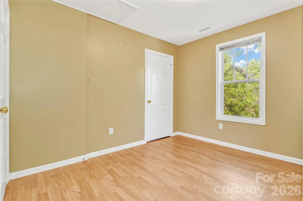 4 Mckinley Avenue Asheville NC 28803