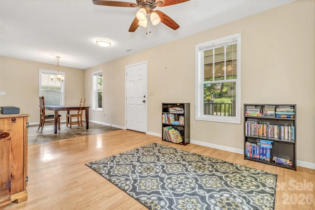 4 Mckinley Avenue Asheville NC 28803