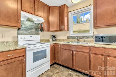 4 Mckinley Avenue Asheville NC 28803