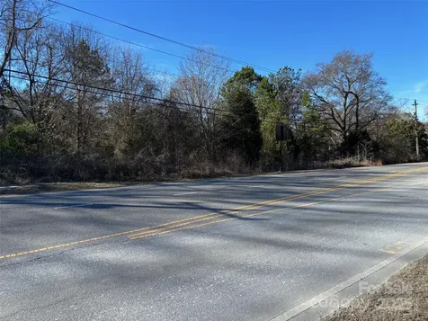 2015 Mountain Island Highway Mount Holly NC 28120