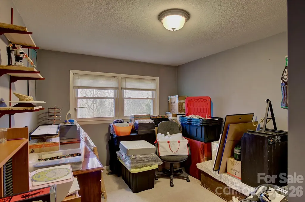 583 Deer Park Lake Road Spruce Pine NC 28777