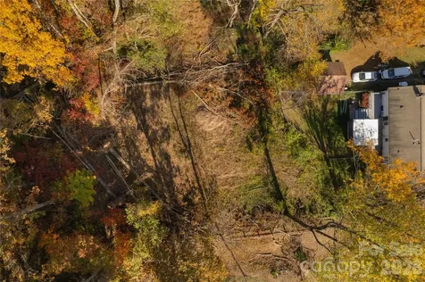 13 Bassett Road Asheville NC 28804