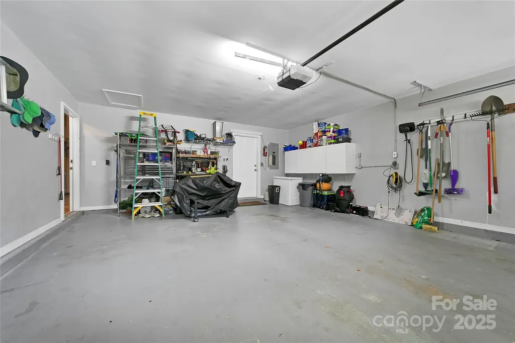 4 Unoga Court Brevard NC 28712