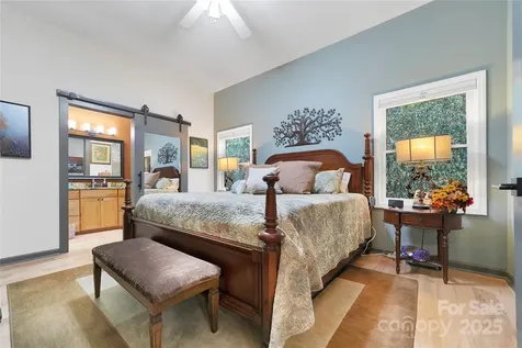 4 Unoga Court Brevard NC 28712