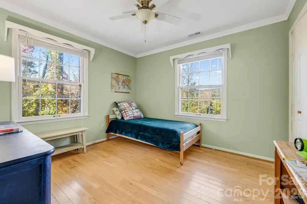 203 Davis Mountain Road Laurel Park NC 28739
