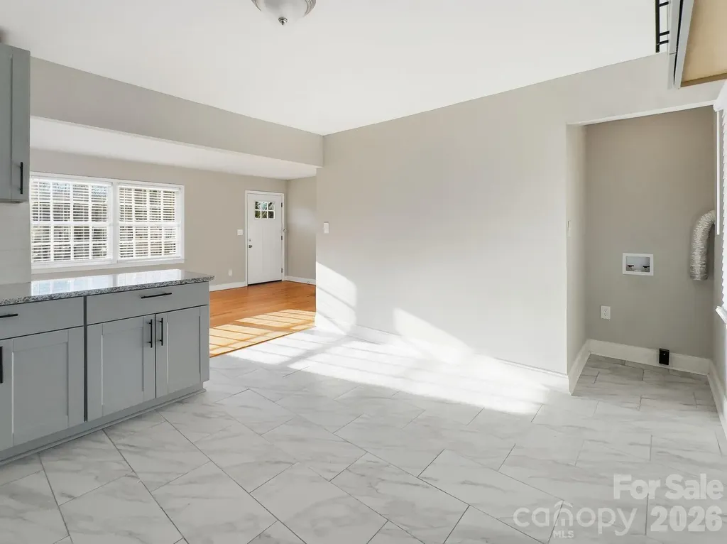 1420 Rollingwood Drive Charlotte NC 28217