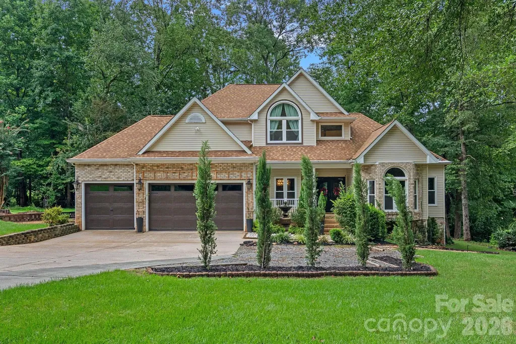 172 Tawny Bark Drive Mooresville NC 28117