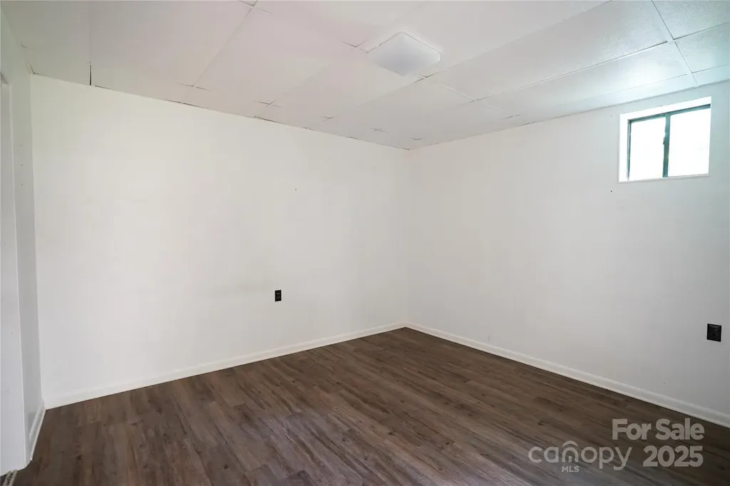 262 Rooster Cove Brevard NC 28712
