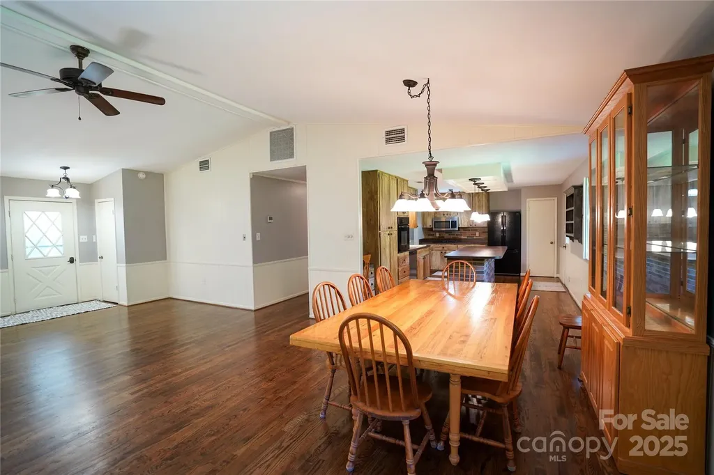 262 Rooster Cove Brevard NC 28712