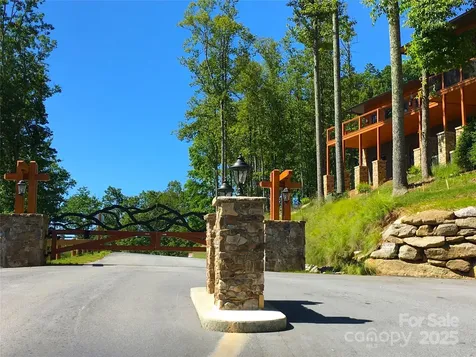 21 Marble Heights Hendersonville NC 28791